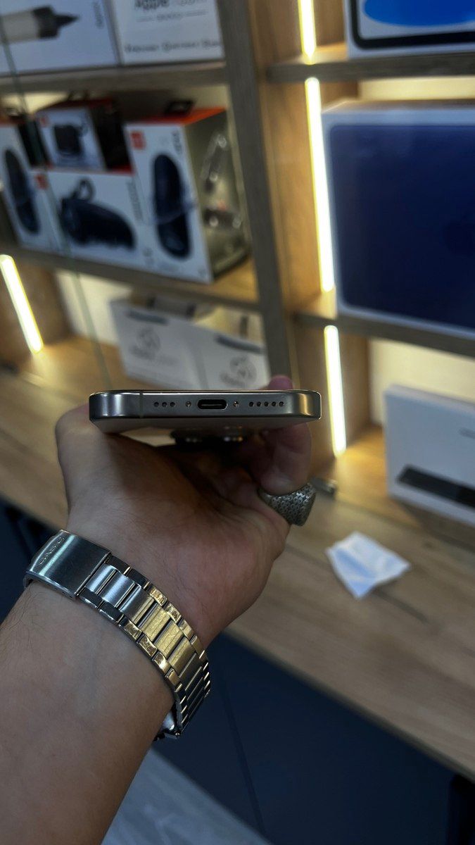 Apple iPhone 16 Pro Desert Titanium 256GB/8GB — Smartfonlar, Bakı (4)