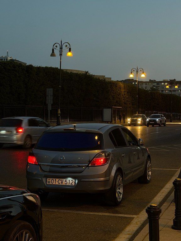 Opel Astra, 1.3 L, 2007 il, 366 000 km 01-CV-512 — Avtomobillər, Bakı (3)