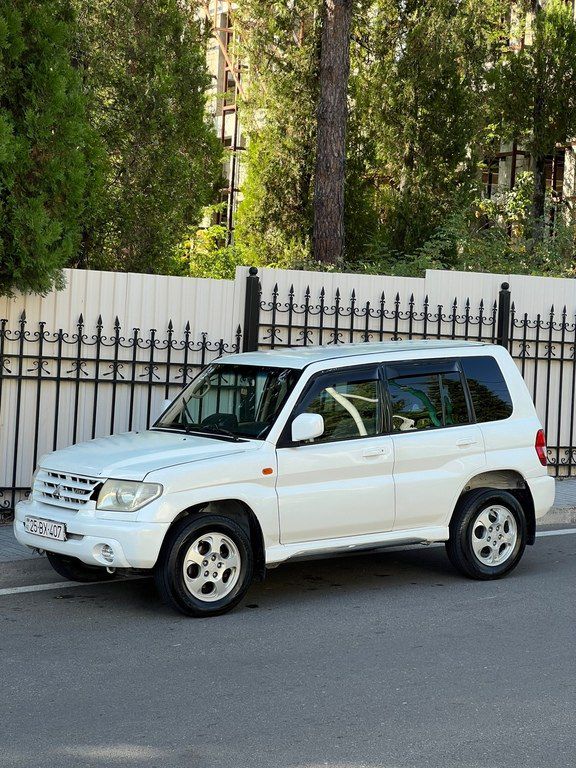 Mitsubishi Pajero io, 2.0 L, 2002 il, 279 000 km 25-BX-407 — Avtomobillər, Oğuz (2)