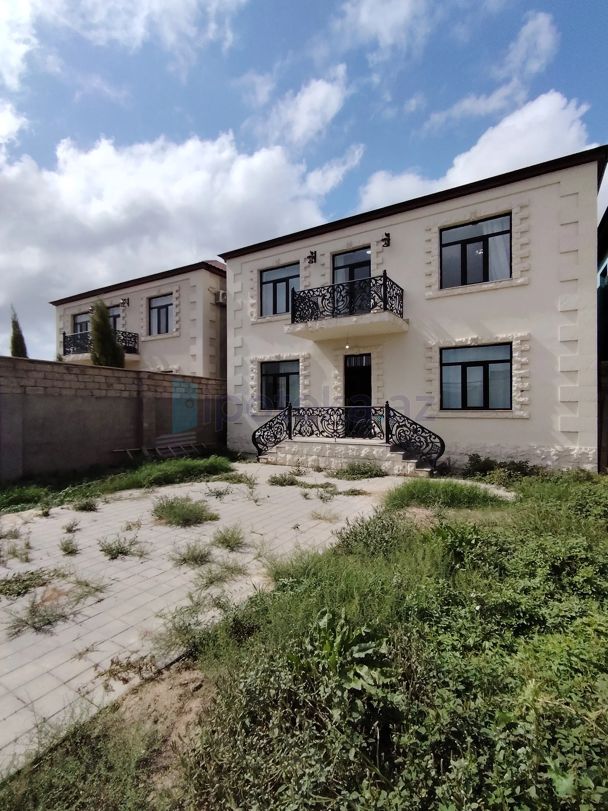 Satılır: 4 Otaq, Evlər/Villalar, Xəzər r., Binə q., 200.00 m²