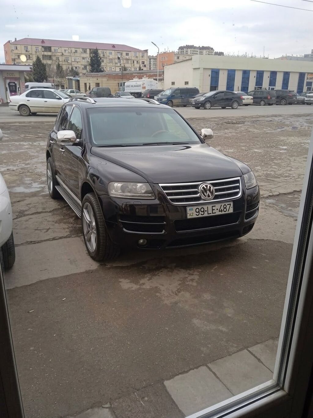 Volkswagen Touareg: 3.2 l 2006 il Ofrouder/SUV 99-LE-487 — Avtomobillər, Bakı (2)