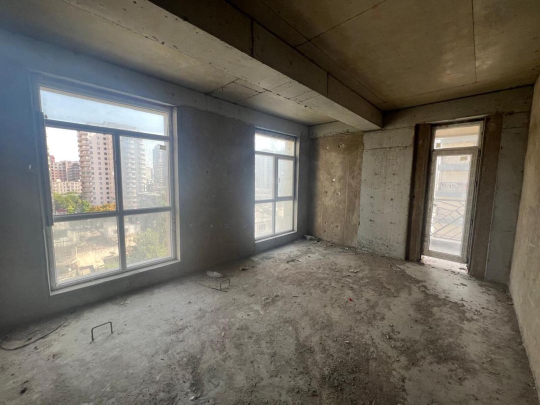 Satılır 4 otaqlı yeni tikili 190 m² — Mənzil, Bakı (8)