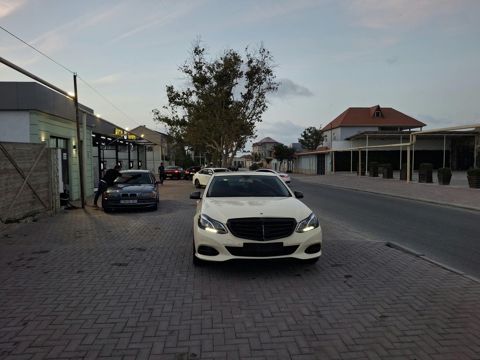 Mercedes E 220, 2.1 L, 2015 il, 492 000 km — Bakı