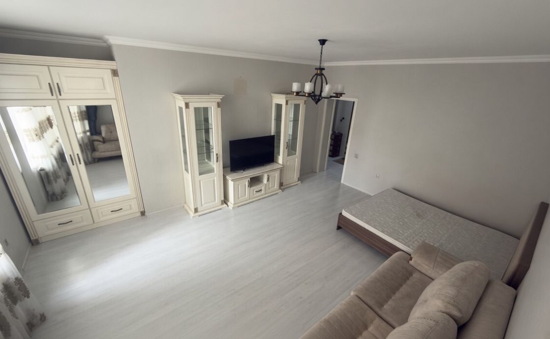 İcarəyə verilir 1 otaqlı yeni tikili 70 m² — Mənzil, Bakı (2)
