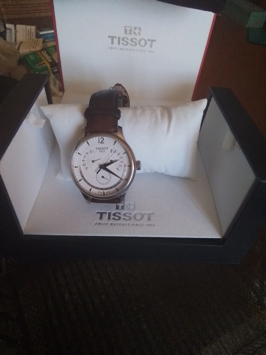Qol saatı Tissot Ulibka — Şəxsi əşyalar, Bakı