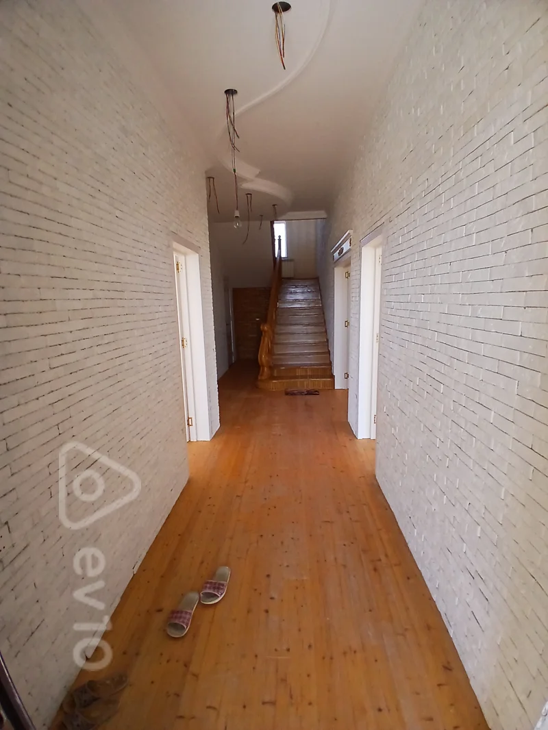 7 otaqlı həyət evi, 350 m², Sarayin giridi — Ev, villa, Bakı (12)