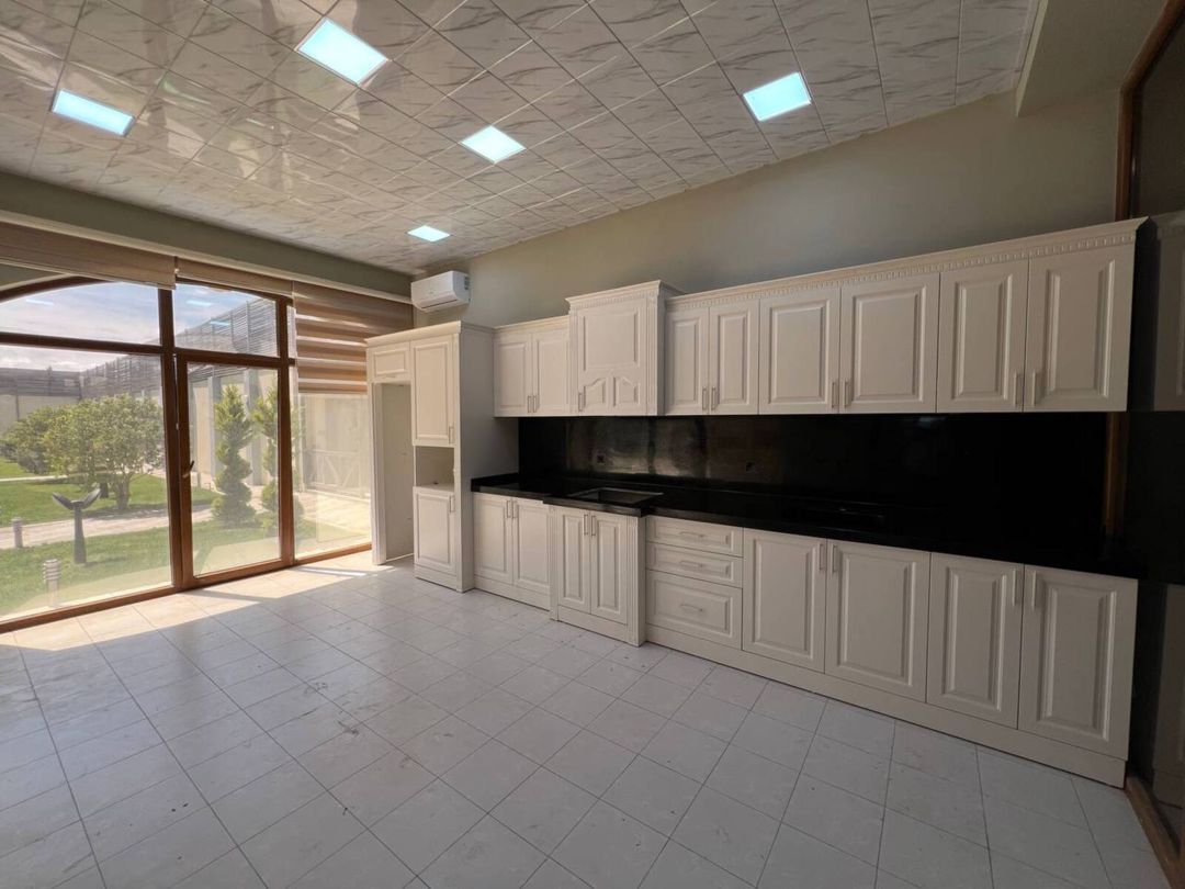 Satılır 6 otaqlı həyət evi/bağ evi 350 m² — Ev, villa, Bakı (11)