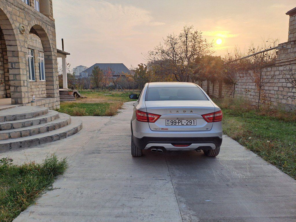 Lada (VAZ) Vesta Cross, 1.8 L, 2020 il, 93 100 km 99-PL-291 — Avtomobillər, Bakı (2)