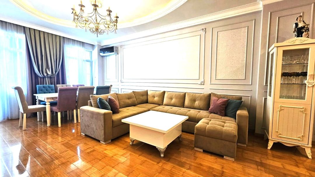 Satılır 3 otaqlı yeni tikili 175 m² — Mənzil, Bakı (7)