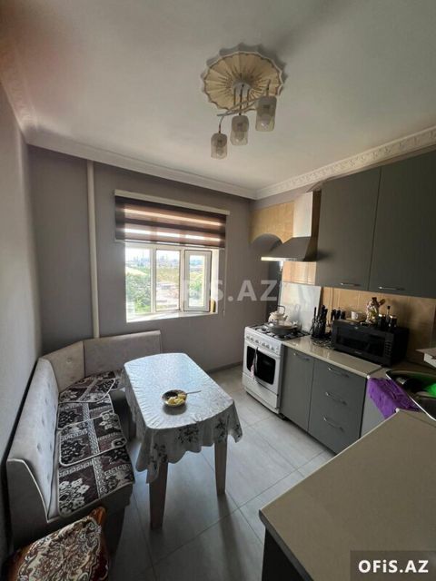 Köhnə tikili Satılır Nizami r., Koroğlu m., 3 otaq, 76 m² — Bakı