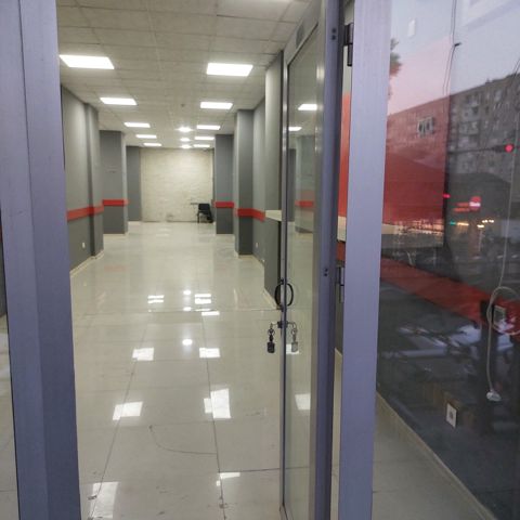 İcarəyə verilir 1 otaqlı ofis 100 m² — Bakı