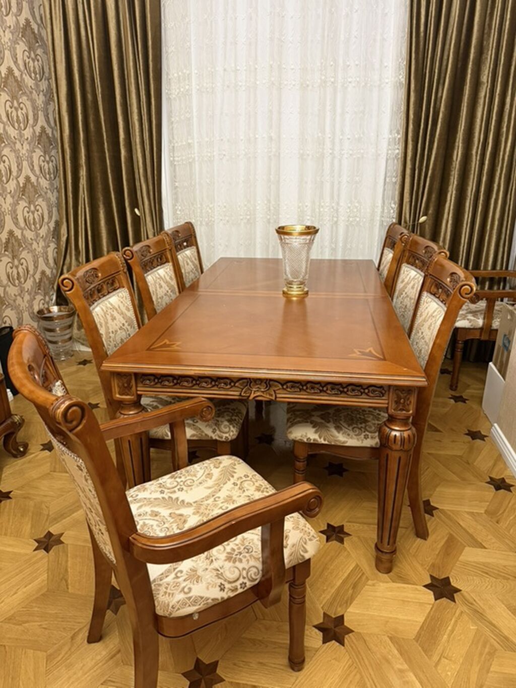 Klassik üslubda massiv ağacdan yemək otağı dəsti - Komplekt: 1 geniş — Masalar və stullar, Bakı (3)