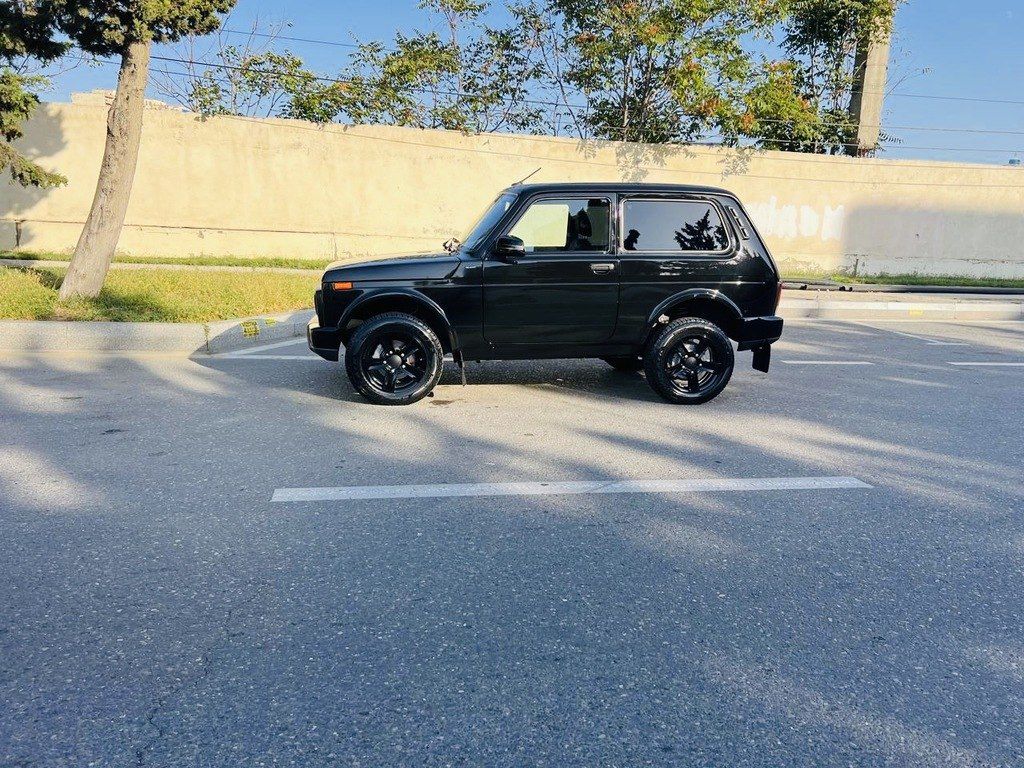 Lada (VAZ) Niva, 1.7 L, 2023 il, 30 000 km — Avtomobillər, Bakı (11)