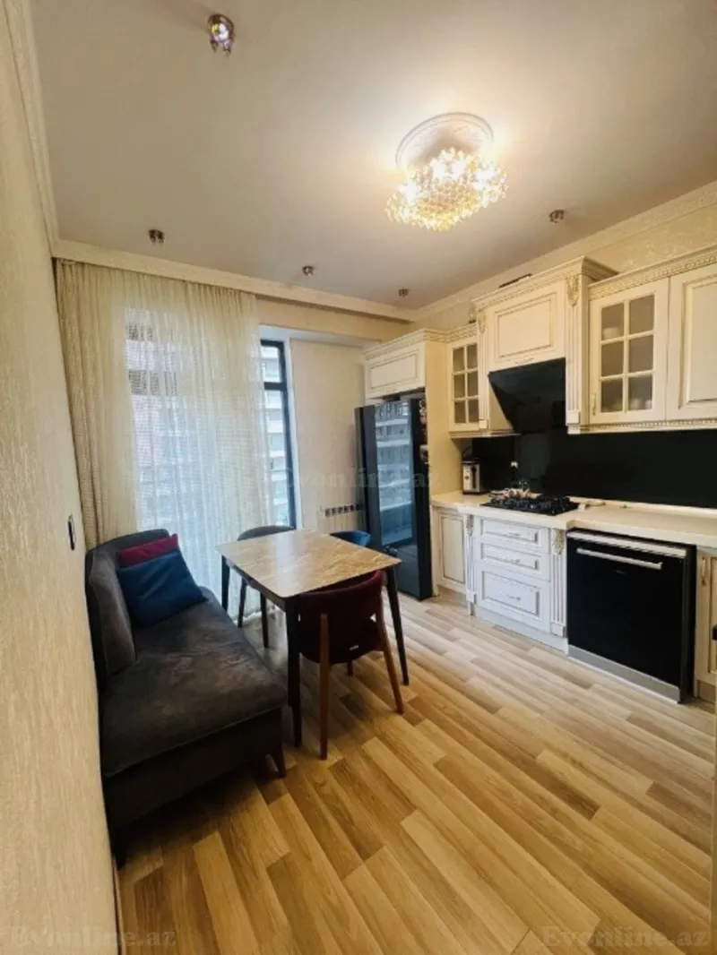 Satılır 2 otaqlı Mənzil Yeni tikili 99 m² Bakı, Nəsimi r., 8 Noyabr m — Mənzil, Bakı (8)