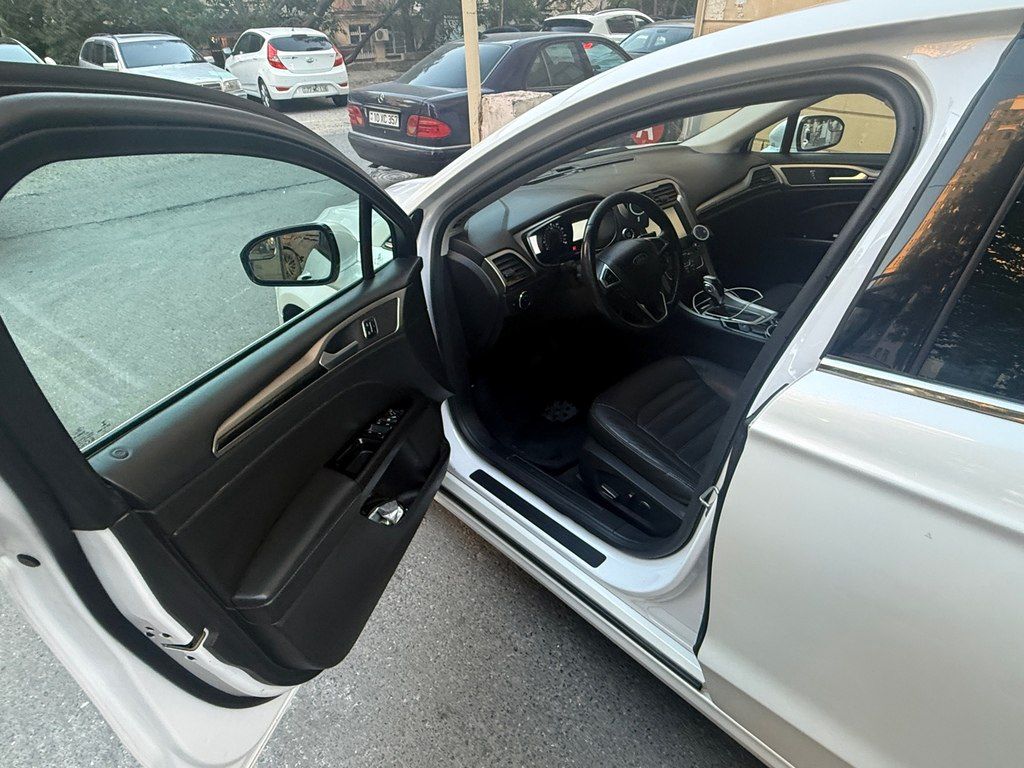 Ford Fusion (North America), 1.5 L, 2015 il, 196 000 km 10-XC-357 — Avtomobillər, Bakı (2)