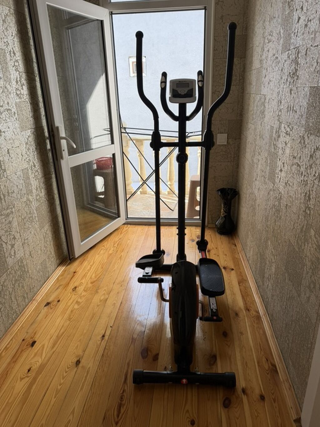 BodyFit ellipsovoy trenažor - Növ: Elliptik (kross-trener) - Rəng — Digər simulyatorlar, Xırdalan (4)