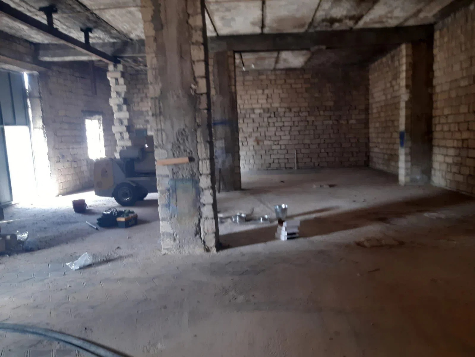 220 m² sahəsi olan anbar kirayə verilir — Əmlak, Bakı (4)