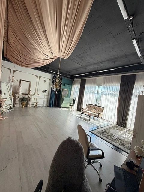 İcarəyə verilir obyekt 240 m² — Bakı
