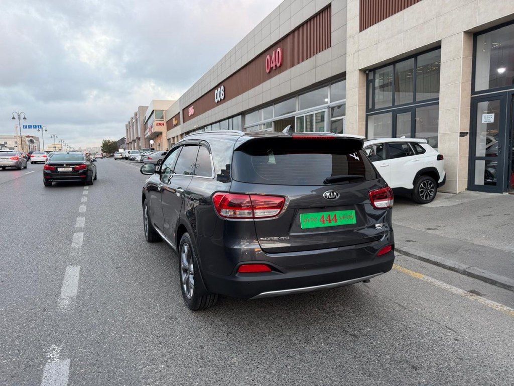 Kia Sorento, 2.0 L, 2016 il, 177 000 km — Avtomobillər, Bakı (9)