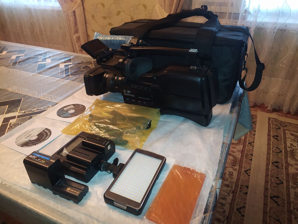Sony peşəkar video kamera dəsti Model: Sony HD Avchd (MPEG2 SD — Video kamera, Saatlı (4)