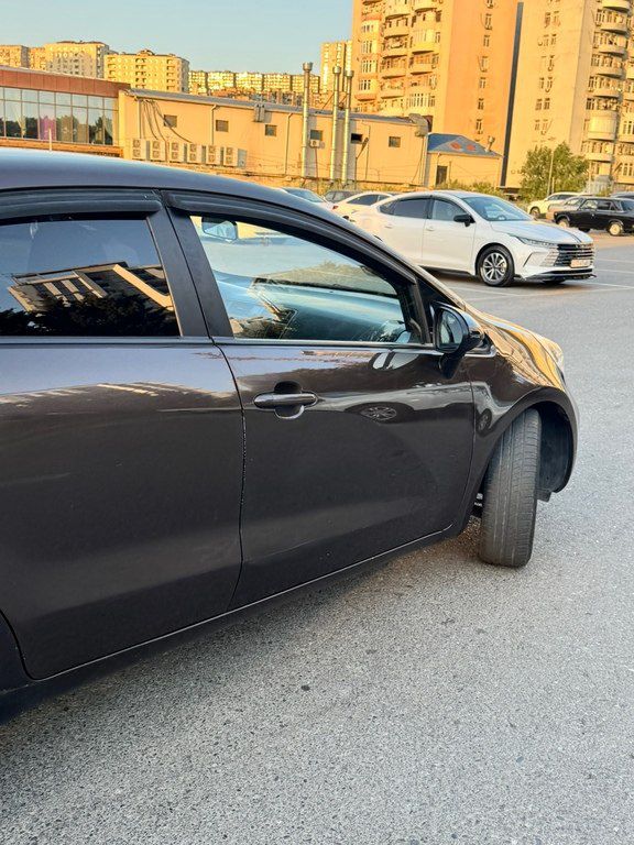 Kia Rio, 1.4 L, 2014 il, 200 000 km 99-TX-343 — Avtomobillər, Bakı (5)