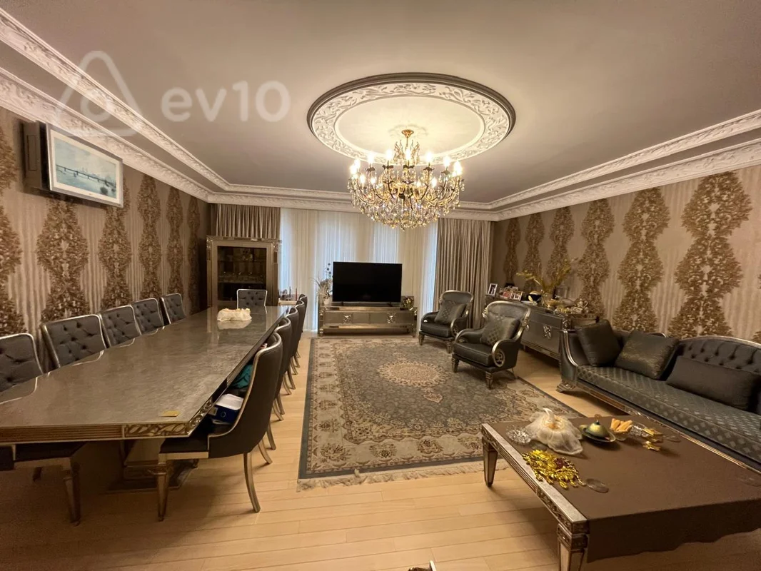 4 otaqlı mənzil, 200 m², Təbriz — Bakı