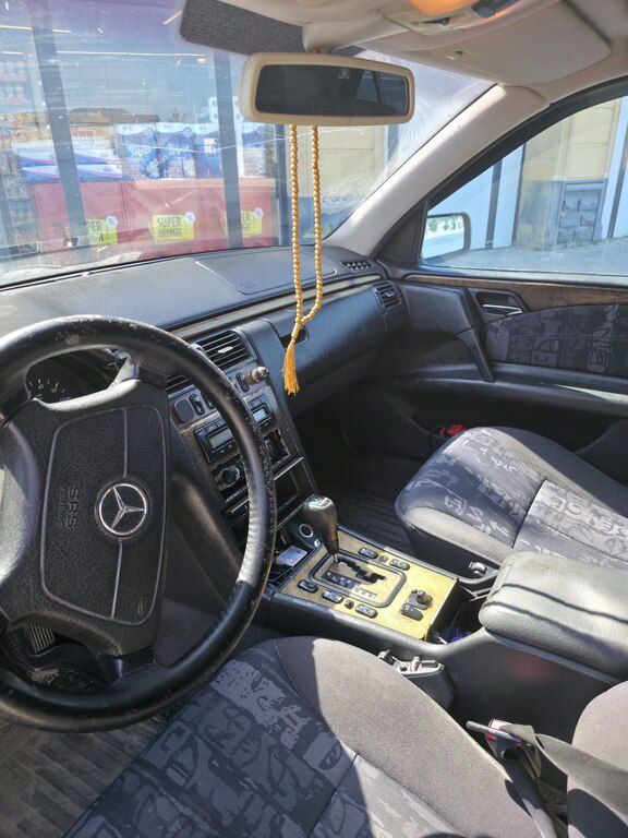 Mercedes E 240, 2.4 L, 1999 il, 346 000 km — Avtomobillər, Bakı (10)