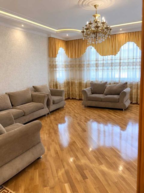 İcarəyə verilir 3 otaqlı yeni tikili 140 m² — Bakı