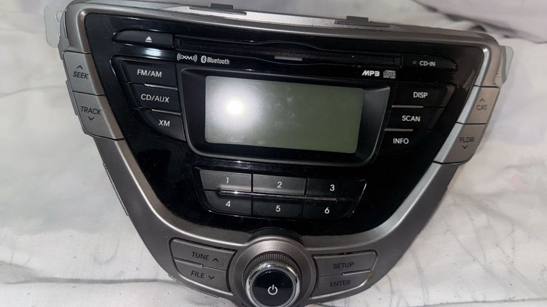 Hyundai Elantra 2012-2013 monitoru CD girişli — Ehtiyat hissələri və aksesuarlar, Bakı