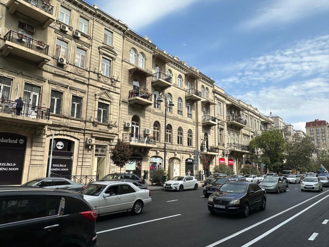 Satılır 1 otaqlı köhnə tikili 24 m² — Mənzil, Bakı (2)
