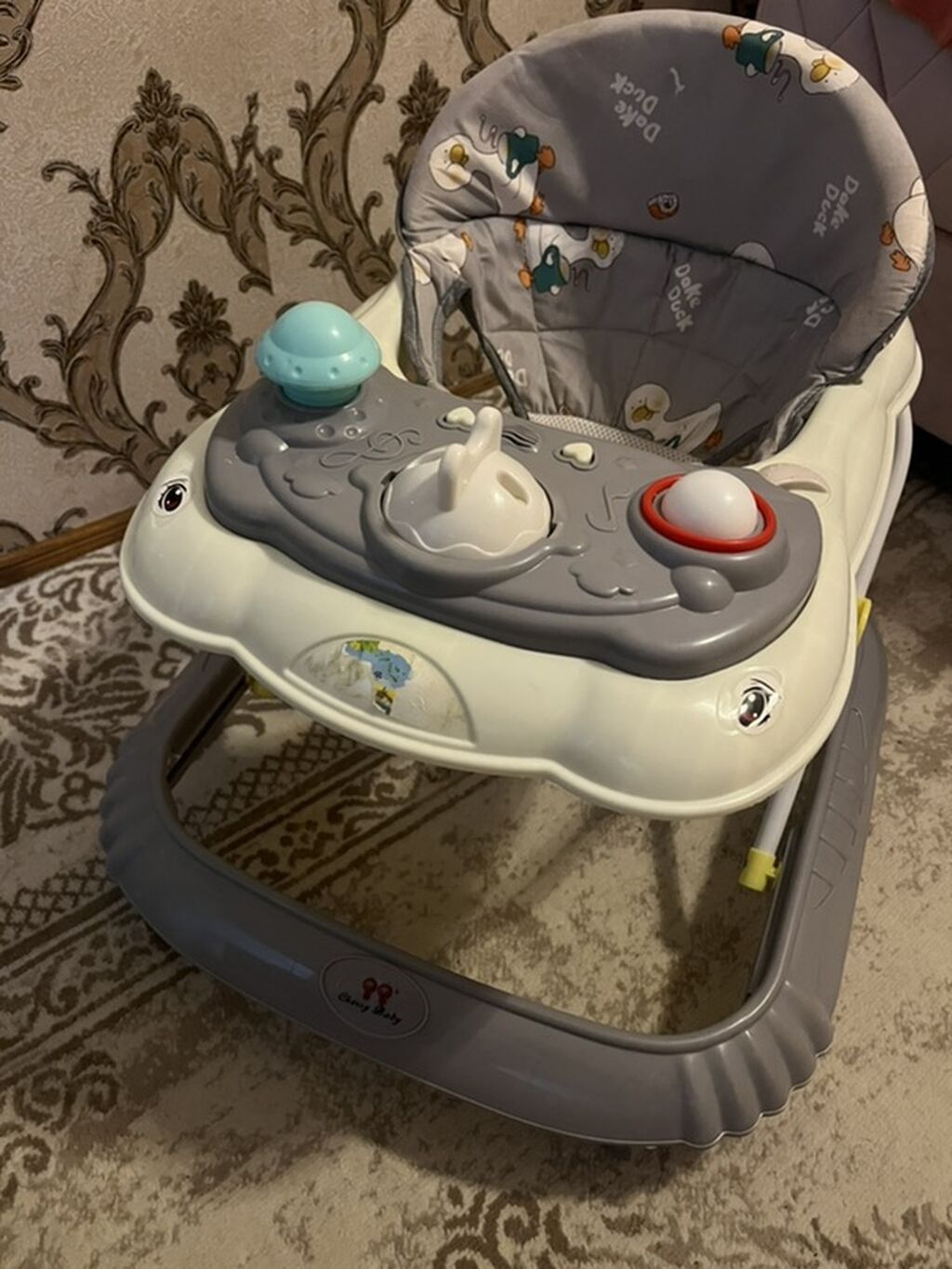 Uşaq gəzdiricisi (walker) – “Carey Baby” - Rəng: ağ/boz, ördək — Kürəklər və yürüyüş aparatları, Xırdalan