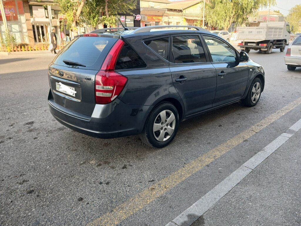 Kia Ceed SW, 1.6 L, 2008 il, 500 000 km 10-RU-173 — Avtomobillər, Bakı (2)