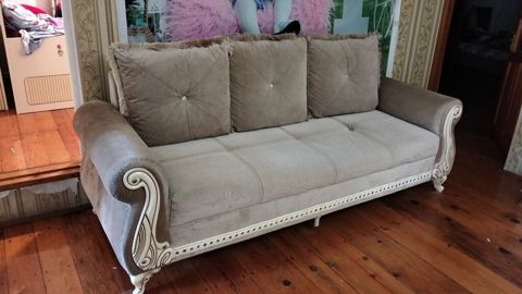 Divan, İşlənmiş, Açılmayan, Bazasız, Parça, Çatdırılma yoxdur — Bakı