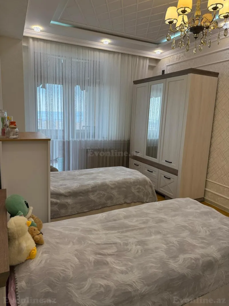 Satılır 3 otaqlı Mənzil Yeni tikili 161 m² Bakı, Xətai r., Əhmədli m — Mənzil, Bakı (6)