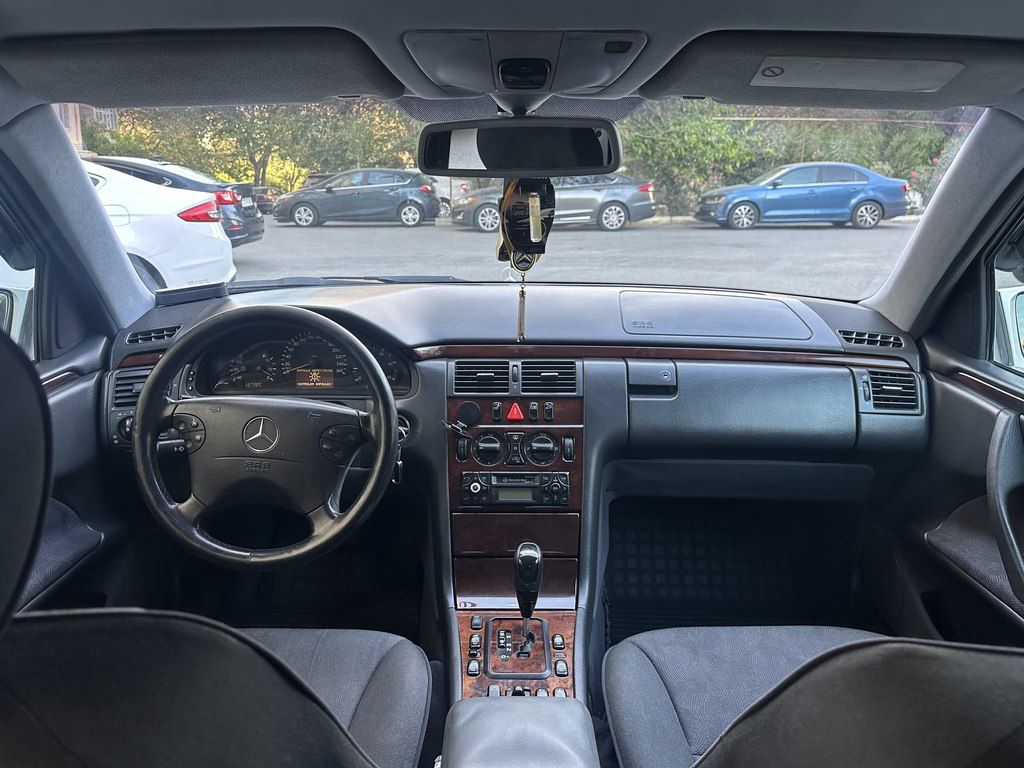 Mercedes E 220, 2.2 L, 2000 il, 297 000 km 99-XU-530 — Avtomobillər, Bakı (6)