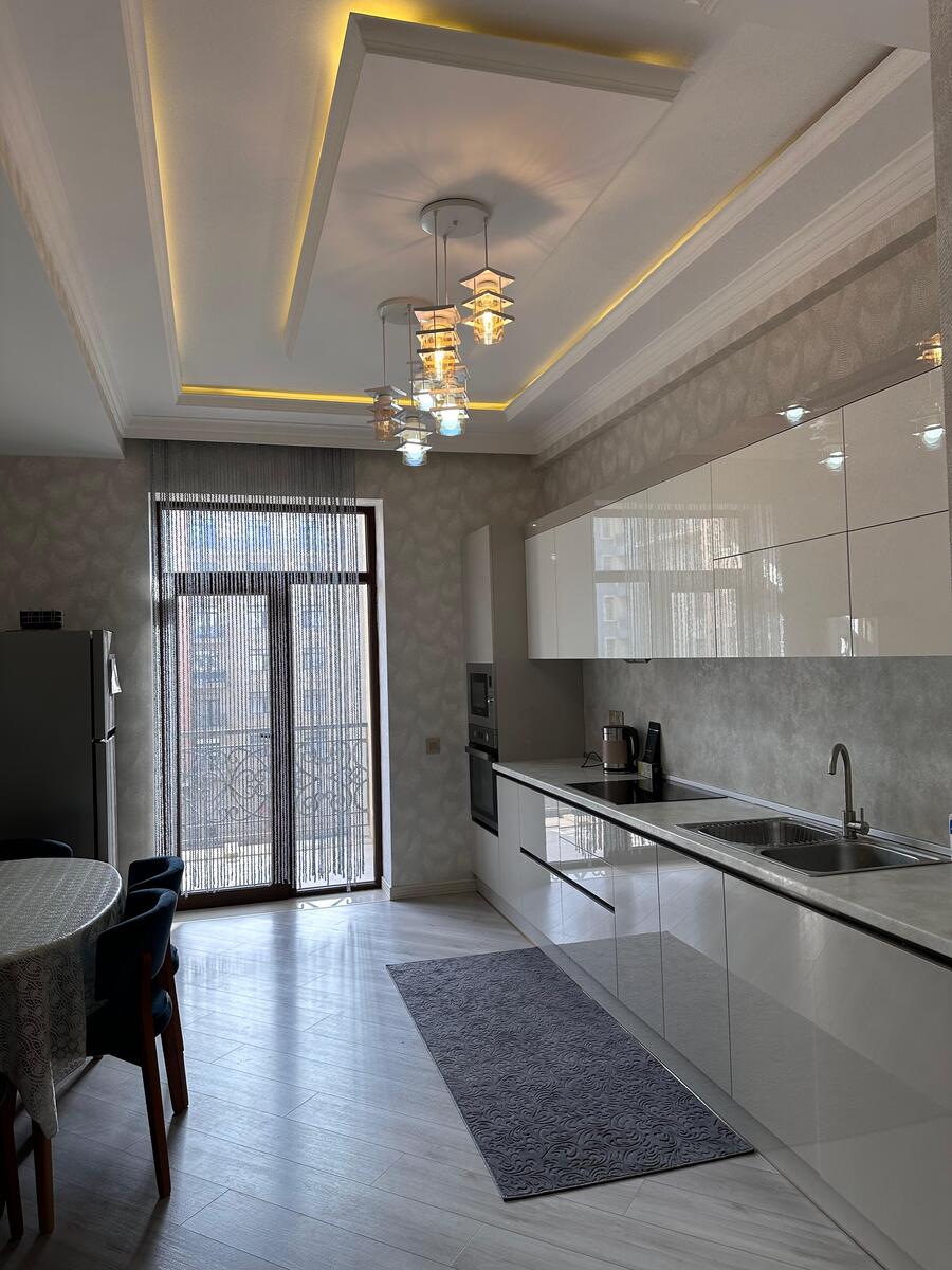 İcarəyə verilir 3 otaqlı yeni tikili 140 m² — Mənzil, Bakı (5)