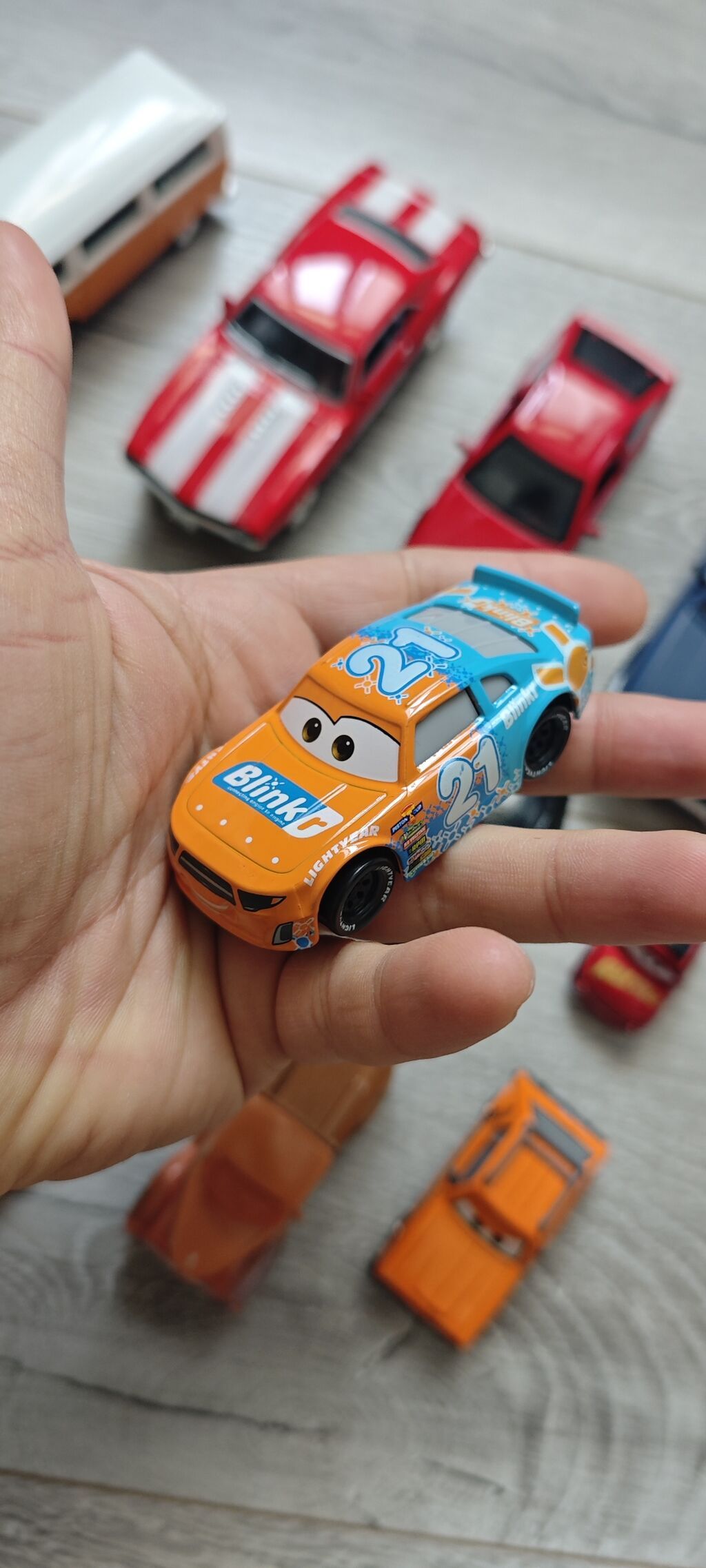 Uşaq üçün die-cast və plastik oyuncaq maşınlar dəsti Cem sekilde — Oyuncaq nəqliyyatı, Sumqayıt (2)