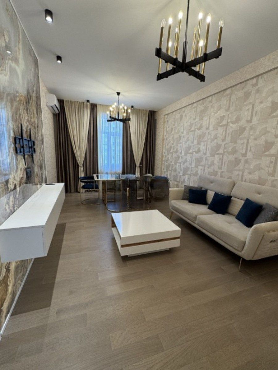 Satılır 3 otaqlı yeni tikili 120 m² — Mənzil, Bakı (2)