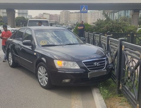Hyundai Sonata: 2.4 l 2008 il Sedan — Bakı