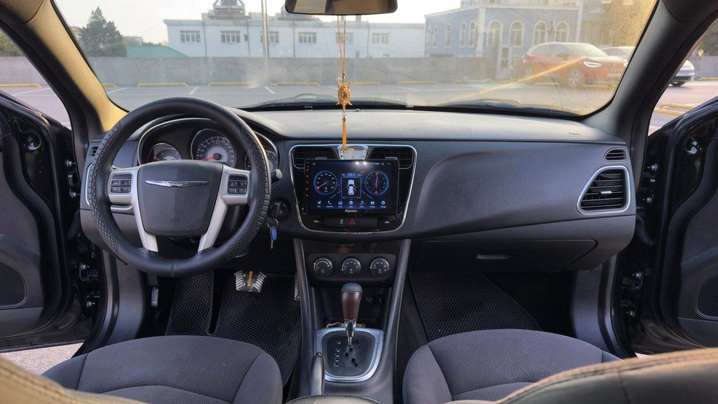 Chrysler 200, 2.4 L, 2013 il, 180 000 km 90-SY-491 — Avtomobillər, Bakı (7)