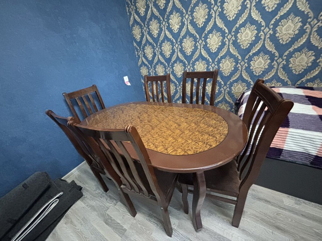 Yemək otağı dəsti – oval masa və 6 ədəd stul satılır vəziyyəti əladır — Masalar və stullar, Digah (4)