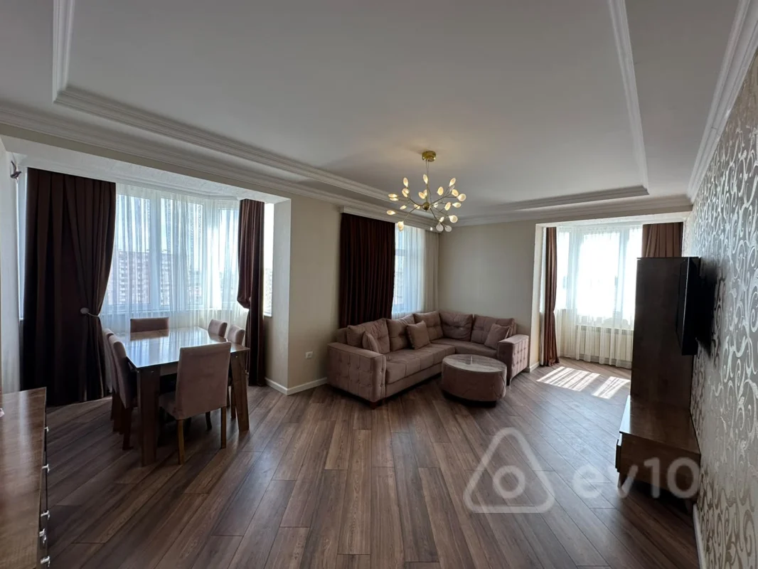 3 otaqlı mənzil, 120 m², Əsəd Əhmədov küçəsi — Mənzil, Bakı (2)