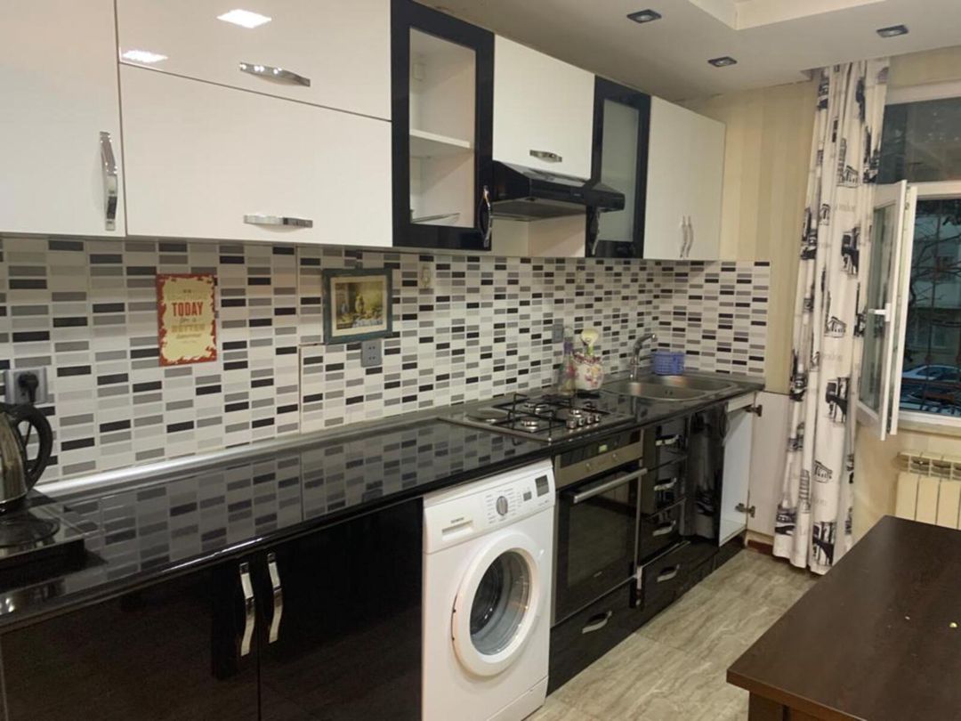 İcarəyə verilir 2 otaqlı köhnə tikili 70 m² — Mənzil, Bakı (6)