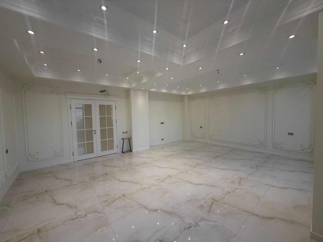 Satılır 5 otaqlı yeni tikili 195 m² — Mənzil, Bakı (2)