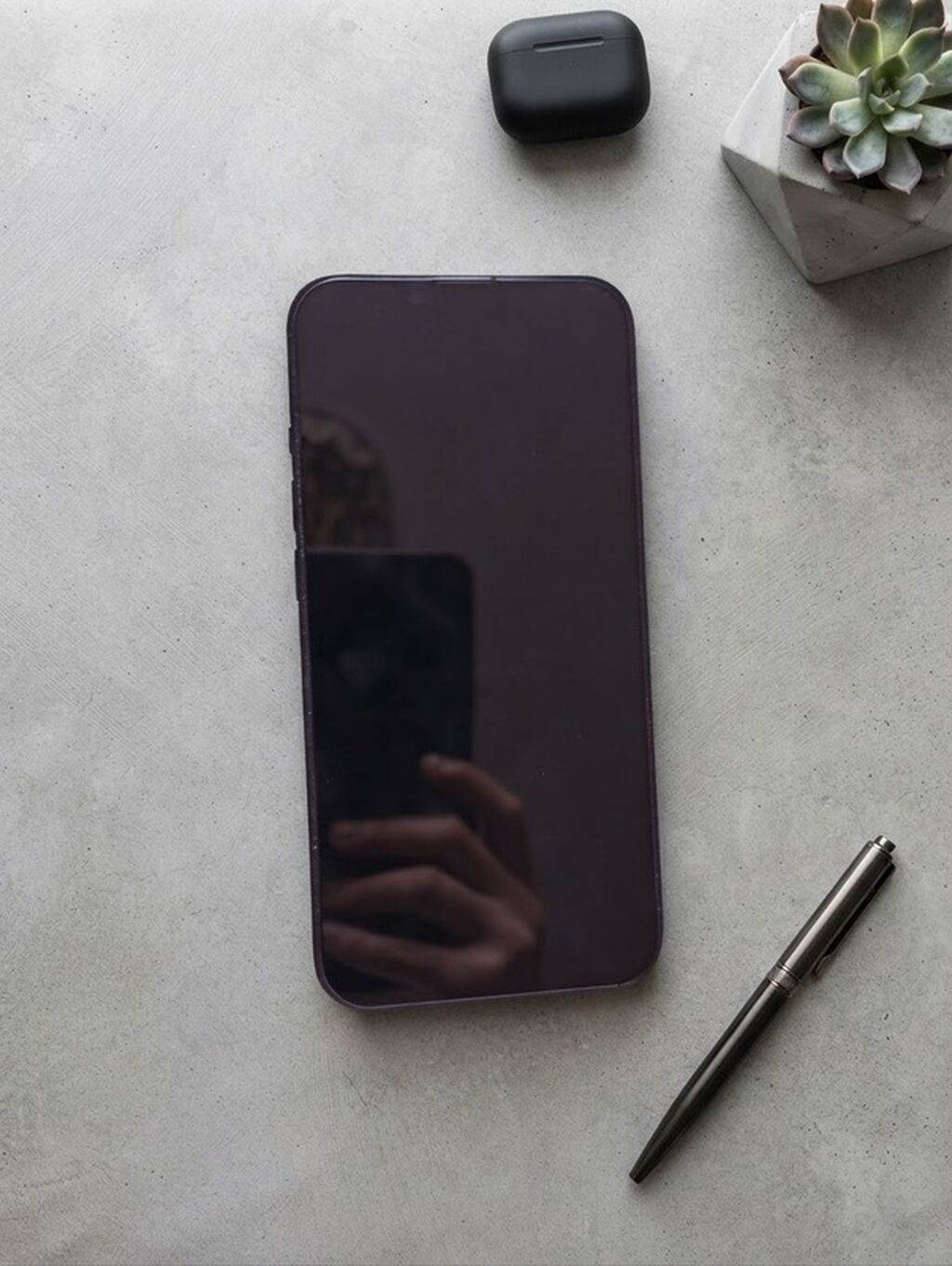 Qara, Face ID — Apple iPhone, Bakı (2)