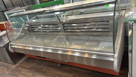 Soyuduculu vitrin – mağaza, supermarket, qastronom və kafe üçün — Digah