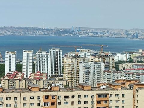 Satılır 3 otaqlı köhnə tikili 85 m² — Bakı