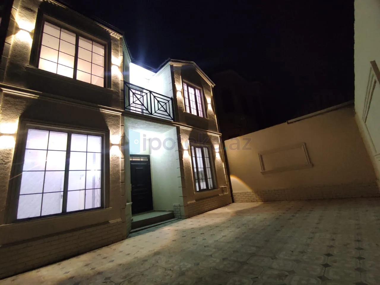 Satılır: 4 Otaq, Evlər/Villalar, Abşeron r., Saray q., 140.00 m² — Saray