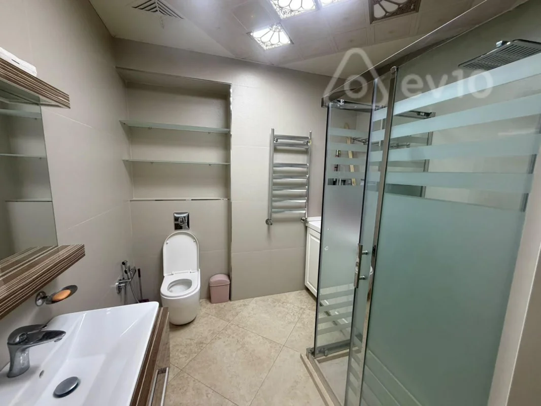 4 otaqlı mənzil, 200 m², Xocalı prospekti — kirayə — Mənzil, Bakı (11)