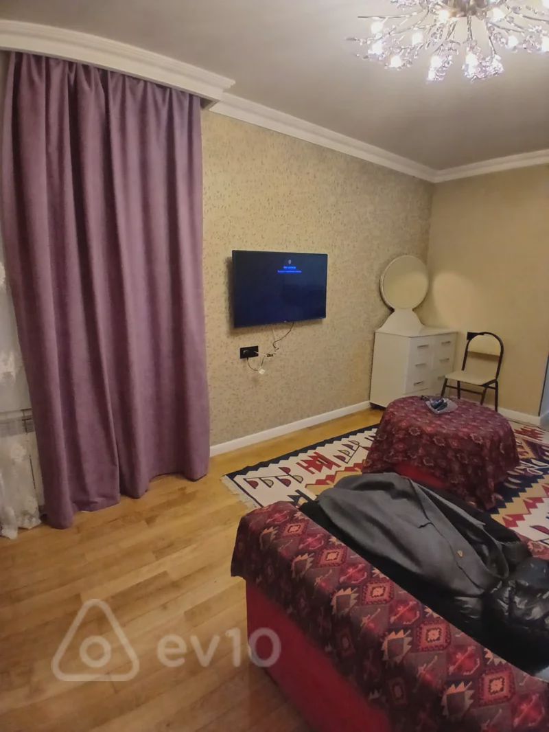 For rent: 2-room apartment (old building), 42 m² — Mənzil, Bakı (5)